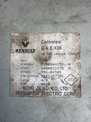 Centralita Dirección Renault DAE X06 : 7700844158