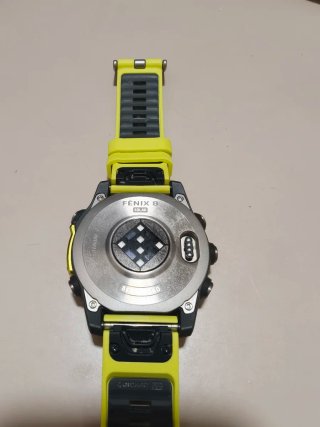 Garmin Fenix 8 Solar Titanium Zafiro