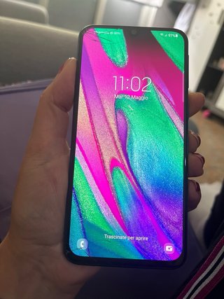 Samsung A40