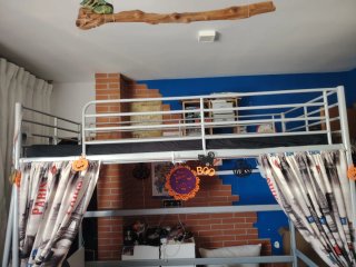 Litera Ikea Svarta con colchón