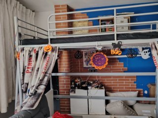 Litera Ikea Svarta con colchón