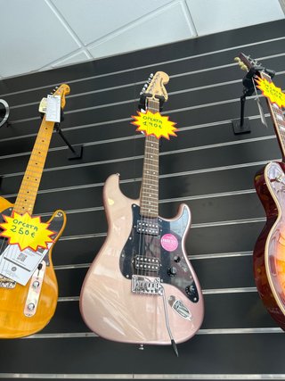 Guitarra Eléctrica Squier Oferta