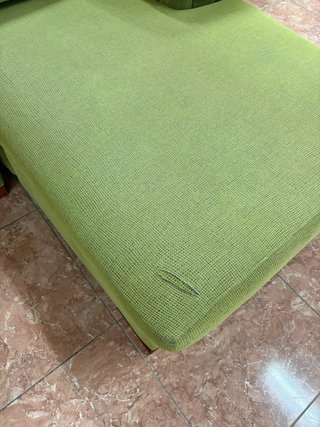 Sofá chaise longue con asientos deslizantes