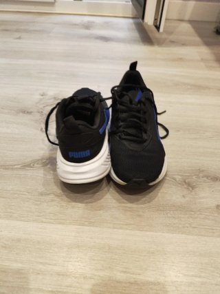 Deportivas Puma Negras y Azules
