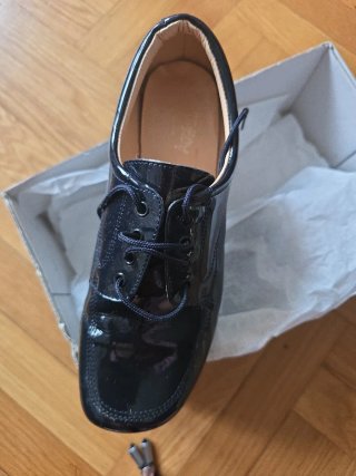 Zapatos de comunión charol azul marino oscuro