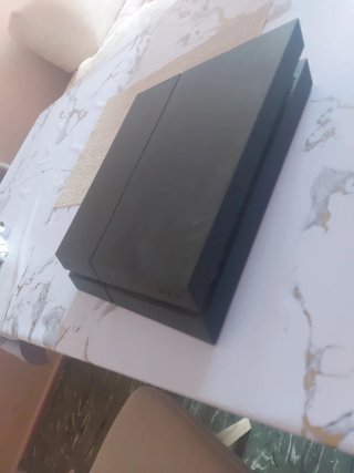 PS4 (PlayStation 4) Negra - Lector Estropeado