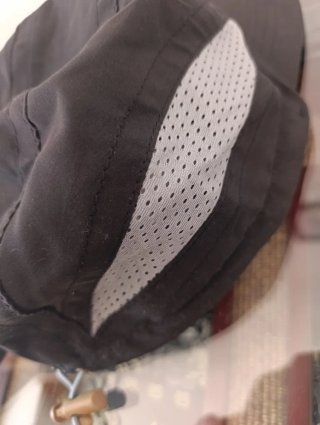 Gorra de running negra MSC