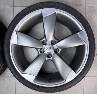 LLANTAS AUDI ROTOR A1 18” ORIGINALES CON NEUMÁTICO