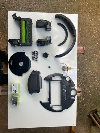 Despiece Roomba e5