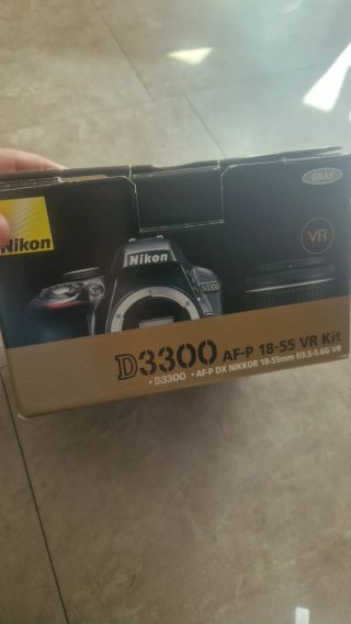 Caja Nikon D3300 AF-P 18-55 VR Kit