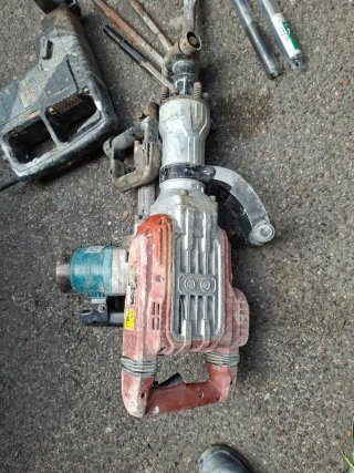 Martillo demoledor y cinceles
