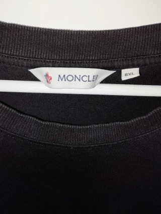 Camiseta Moncler Negra Logo