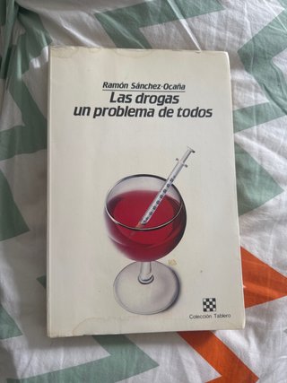 Libro- Las drogas, un problema de todos