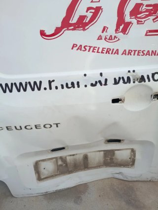 Puerta Trasera Izquierda Peugeot