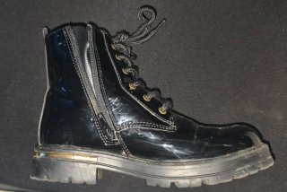 Botines negros charol niña talla 33