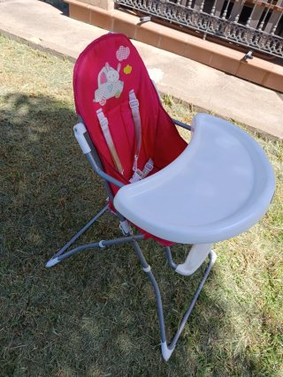 Trona para bebé roja plegable