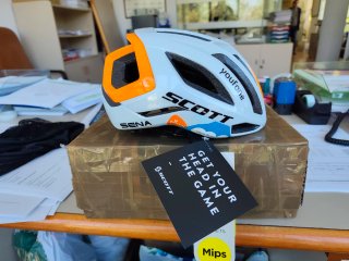 Casco nuevo original Scott Céntric equipo DSM 2024
