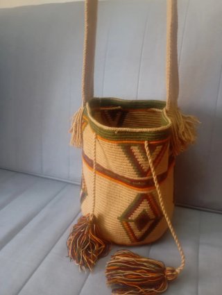 Bolso Wayuu artesanal multicolor