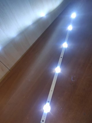 5 Barre Retroilluminazione TV LED