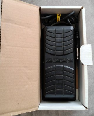 Pedal Multiefectos Zoom 505 Guitar + pedal expr.