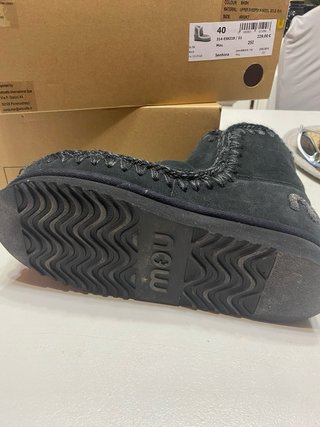 Botas Mou Eskimo Negra Talla 40 nuevas con caja