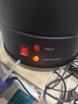 Olla para derretir cera con grifo Uso una vez solo