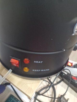 Olla para derretir cera con grifo Uso una vez solo
