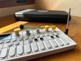 Teenage Engineering OP-1 + ACCESORIOS