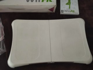 Nintendo Wii Fit Tabla + Juego