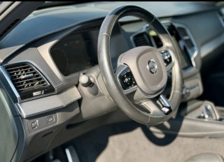 VOLVO XC90 B5 R-DESING