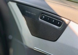 VOLVO XC90 B5 R-DESING