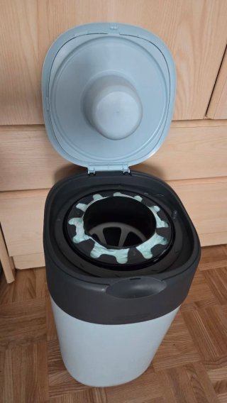 Contenedor de pañales Tommee Tippee
