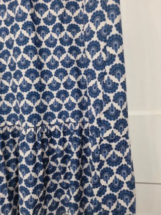 Vestido de verano estampado azul y blanco nuevo