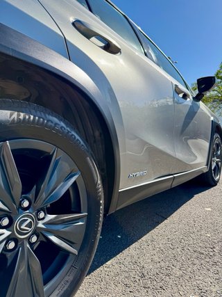 Lexus UX 2020