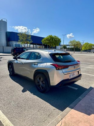 Lexus UX 2020
