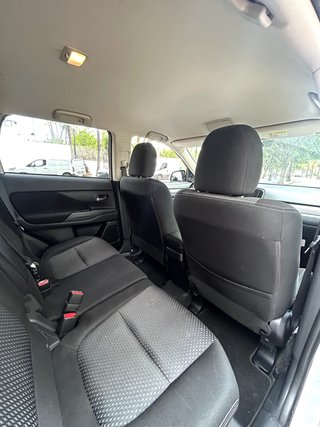 Mitsubishi Outlander 200 MPI Motion CVT 2WD 5 Plazas