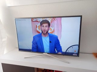 Smart TV Samsung K40 pulgadas. Buen estado