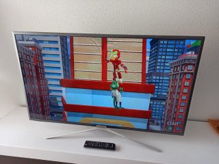 Smart TV Samsung K40 pulgadas. Buen estado
