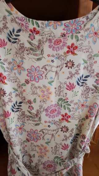 Vestido estampado floral manga corta