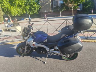 Suzuki GSR 600 2006