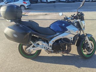 Suzuki GSR 600 2006