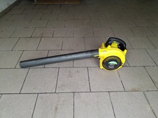 Sopladora de Hojas Powerplus 4-Stroke