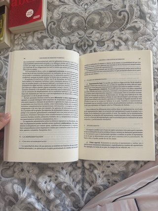 Lecciones de derecho turístico