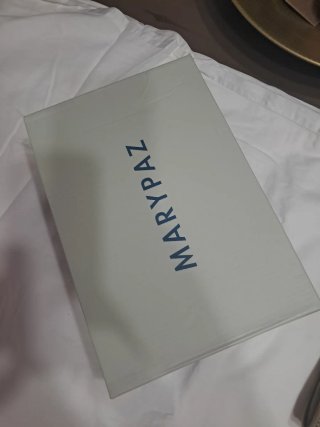 Zapatos tacón Marypaz y cartera a juego T.38