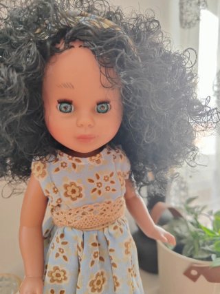 Muñeca Kika con espectacular melena