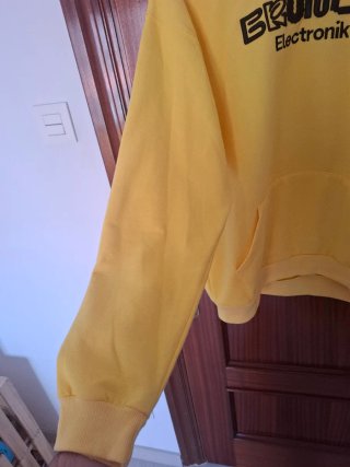 Sudadera Kaotiko BCN amarilla