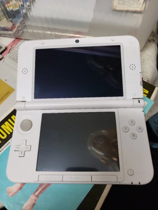 Nintendo 3DS XL Edición Especial Yoshi
