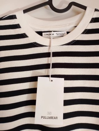 Camiseta  Oversize Rayas blancas negras