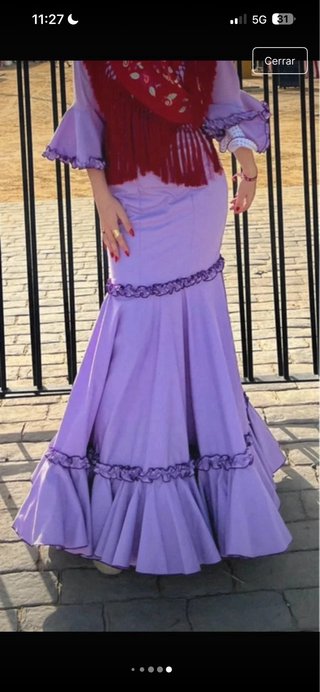 Vestido de flamenca lila