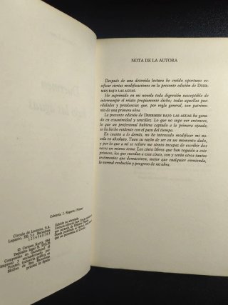 Duermen bajo las aguas